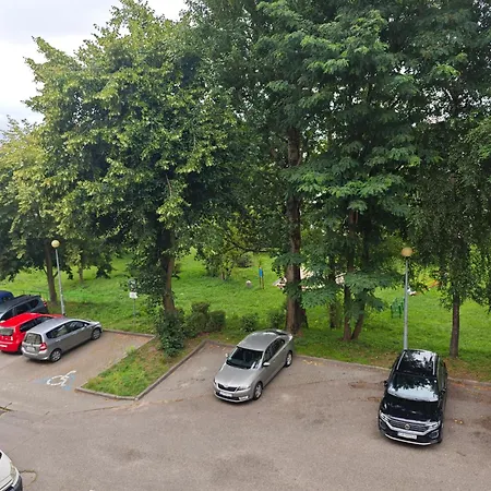 Mieszkanie 2 Z Aneksem Kuchennym * Gdynia